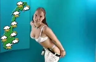XXX La milf sexy Shanda Fay habillée en femme de film porno gratuit violent chauve-souris salope!