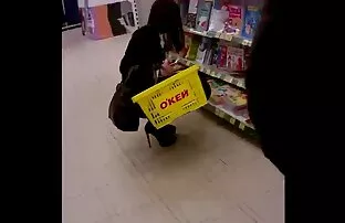 XXX Pieds femme nue video gratuite extrêmement sexy