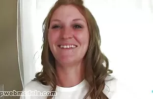 XXX Bite à sucer mature en levrette baisée video pornodrom
